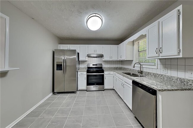 Photo - 7796 Mountain Creek Way