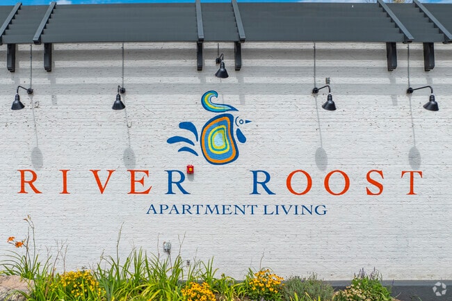 Complejo de apartamentos de River Roost