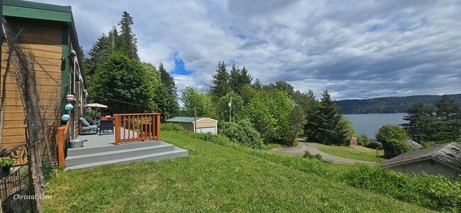 Photo - Fabulous Cabin over Hood Canal