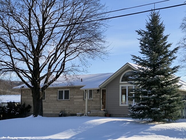 Building Photo - 2720 Ward Ave