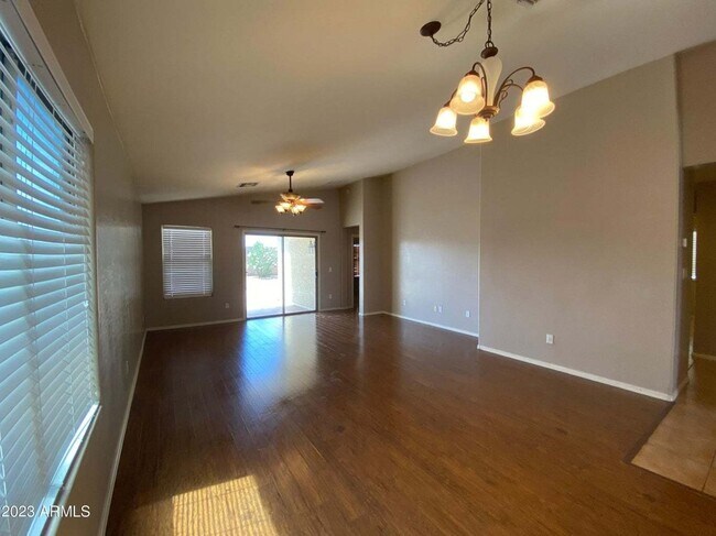 Photo - 1847 W Desert Seasons Dr