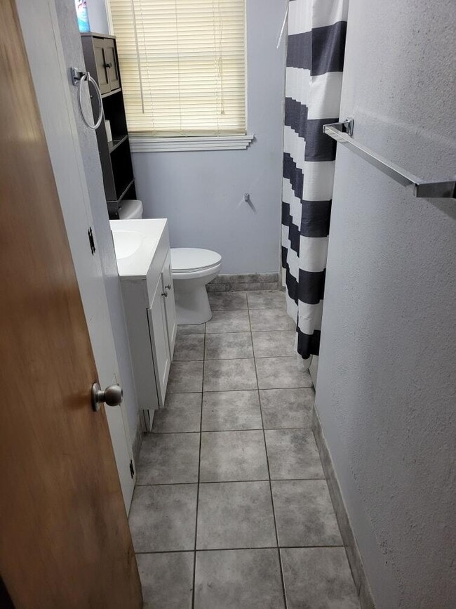 Photo - 1705 Harding St