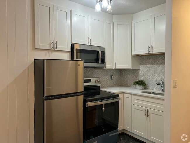 Building Photo - 11 Cazenove St Unit 3 Rental
