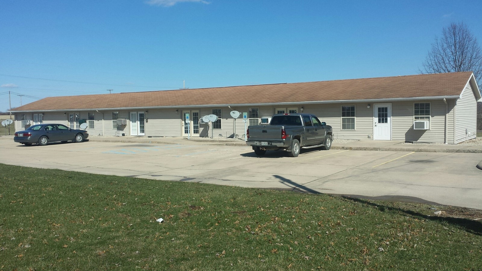 Belletowne Apartments - Belletowne Apartments