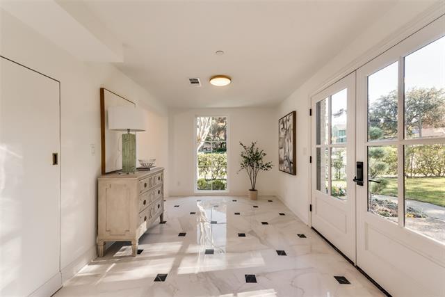 Photo - 5501 Hillcrest Ave