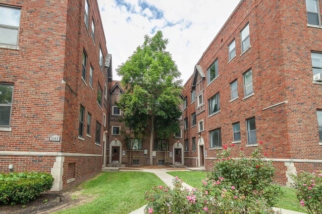 2805 Digby Ave