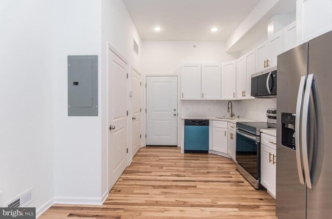 Photo - 315 N Preston St Unit 301