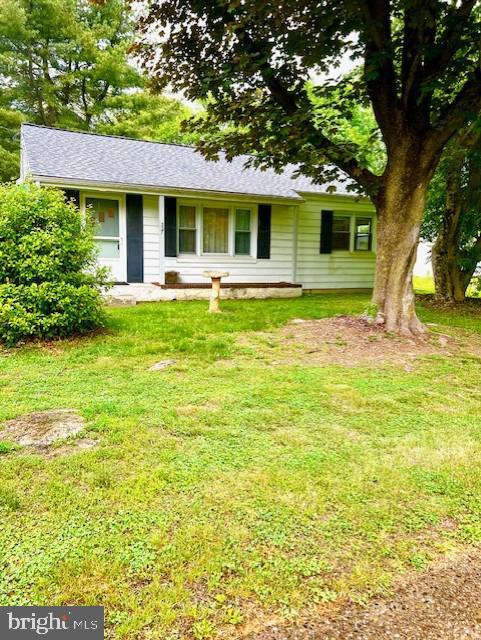 Photo - 327 Clarksville Rd House