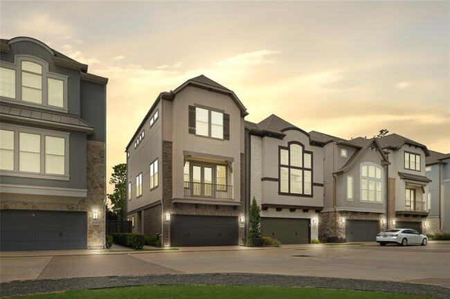 Photo - 1211 Edwinstowe Trl House