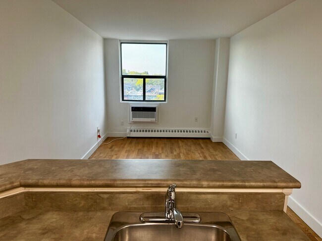 Photo - 798 Richmond Street West Unit 627