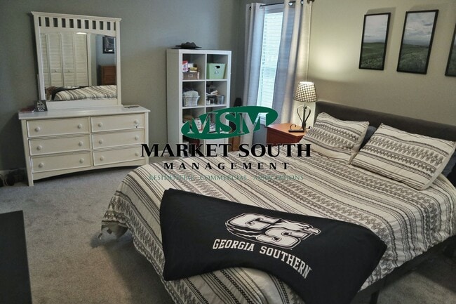 Photo - CUTE AND COZY THREE BEDROOM