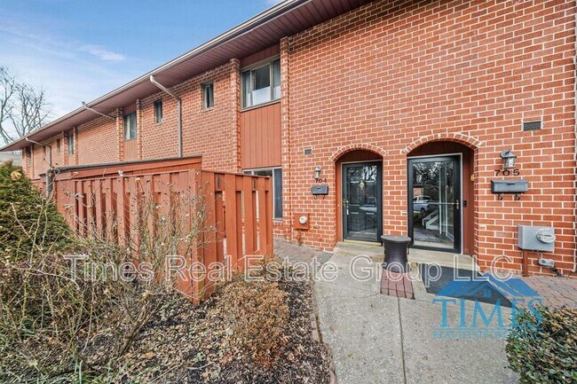 Photo - 704 Worthington Dr