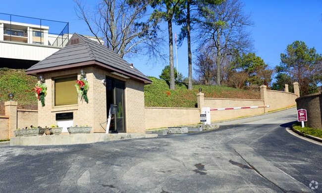 Photo - Regency Crown Condos