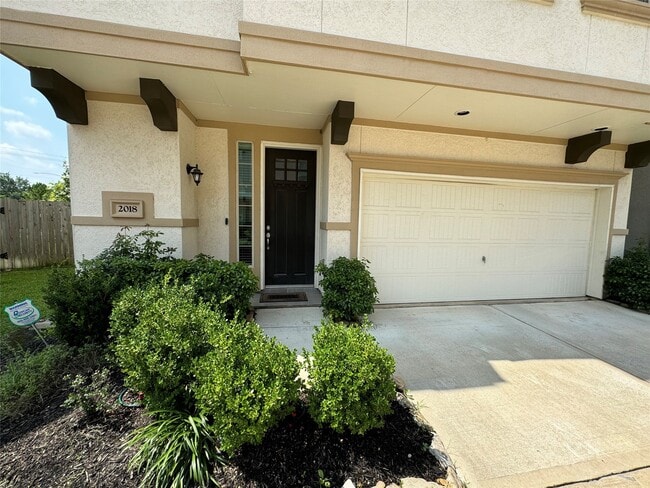 Photo - 2018 Royal Landing Dr