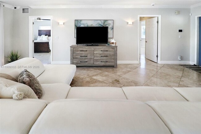 Photo - 2031 NE 14th Ct