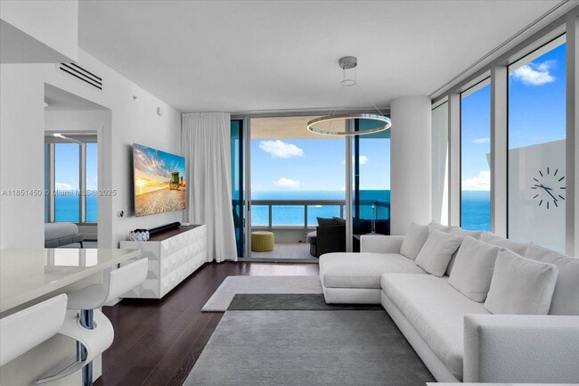 Building Photo - 6899 Collins Ave Unit 1908 Rental