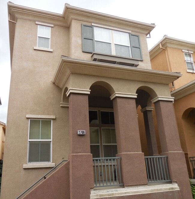 Photo - **SPECIAL! One Month Free!** - Spacious Madison Townhome Near Travis AFB with Solar & Garage
