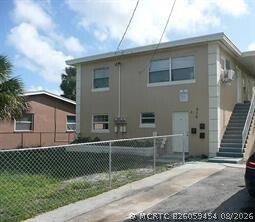 Building Photo - 516 20th St Unit C