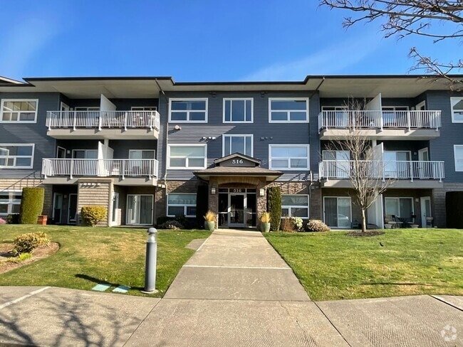 Building Photo - 1 Bed, 1 Bath Condo in the Darby Estates
