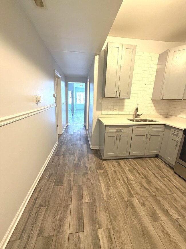 Photo - 7224 S St Lawrence Ave Unidad 2