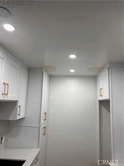 Photo - 1150 S Meadow Ln Unit 2