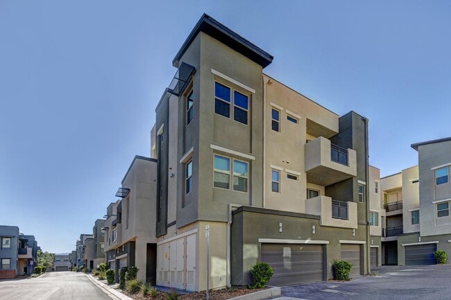Photo - Gorgeous Condo! MUST SEE!!!