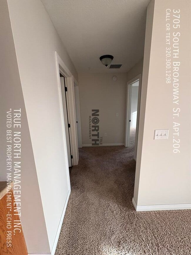 Photo - 3705 S Broadway St