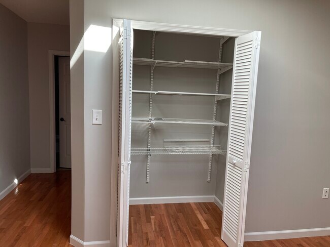 Photo - 1952 3rd St NE Unidad 201