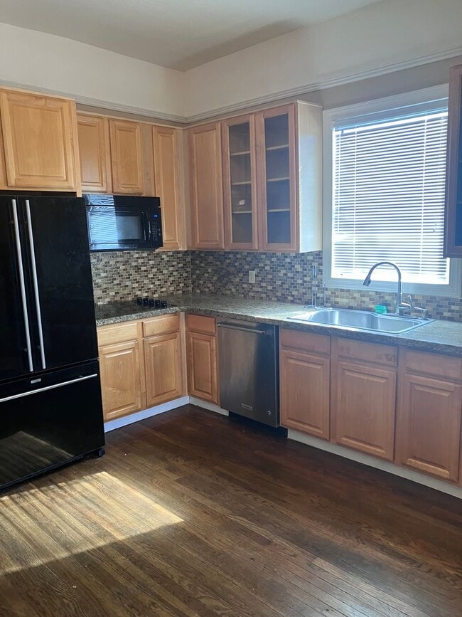 Photo - 242-246 N 2nd Ave Unidad 242 2nd