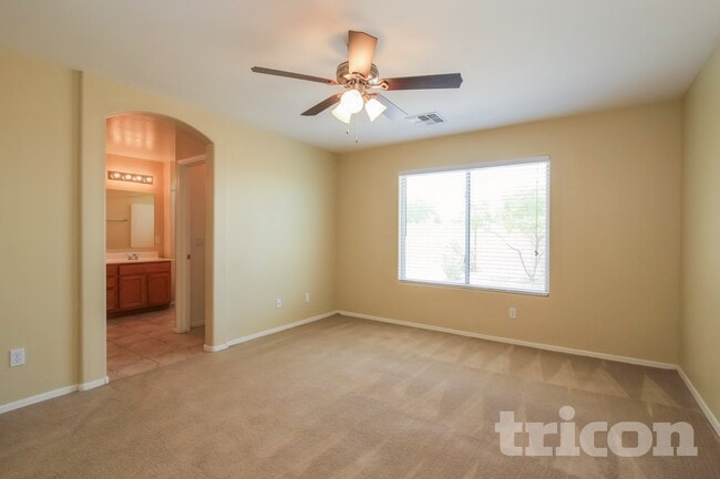 Photo - 15072 W Buchanan St