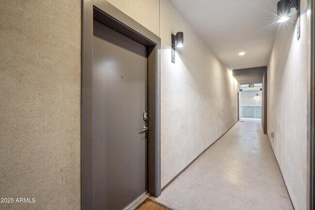 Photo - 1130 N 2nd St Unidad 208