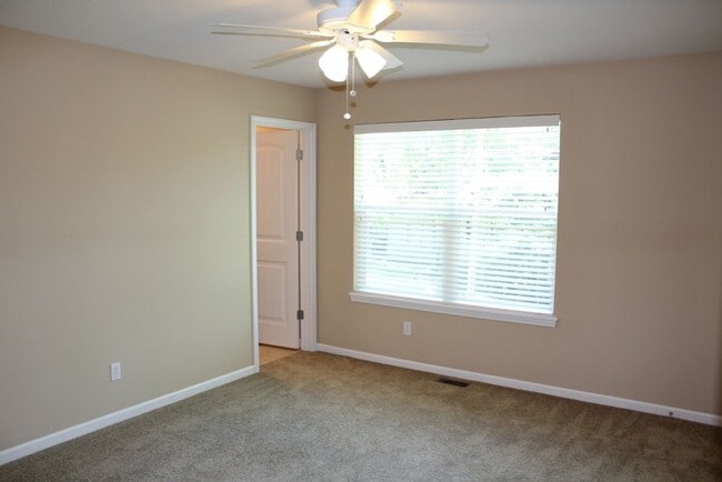 Photo - 1407 Windsor St Unit 102