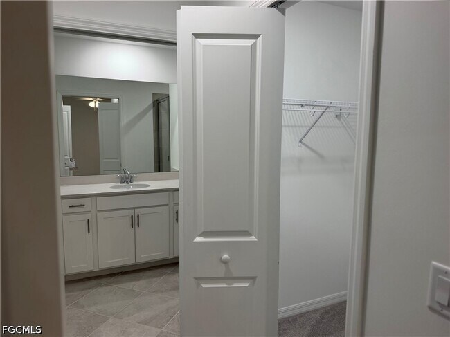 Photo - 18411 Copperhead Dr Unidad 337