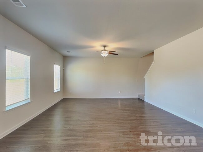 Photo - 1100 Amadas Dr