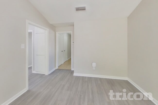Photo - 3307 Hummingbird Ln