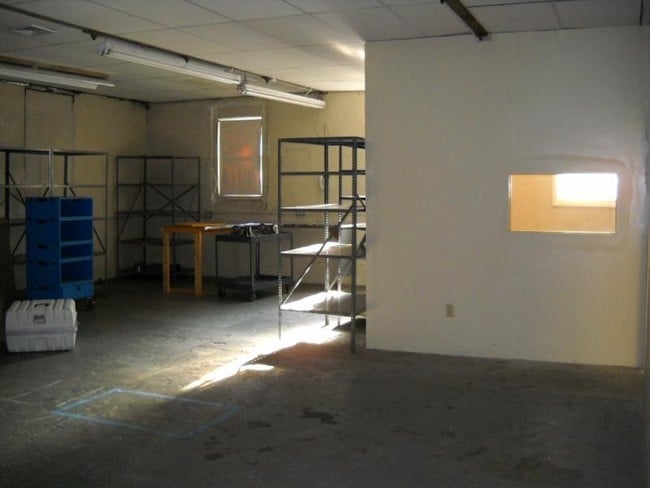 Photo - 400 Belleville Ave