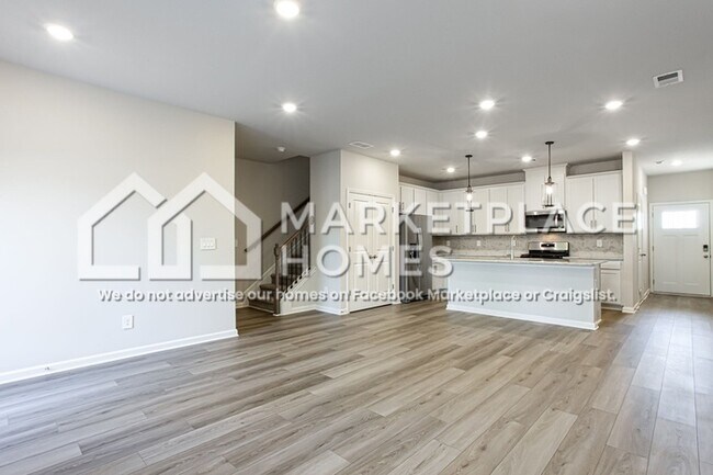 Photo - 2121 Avalon Rdg