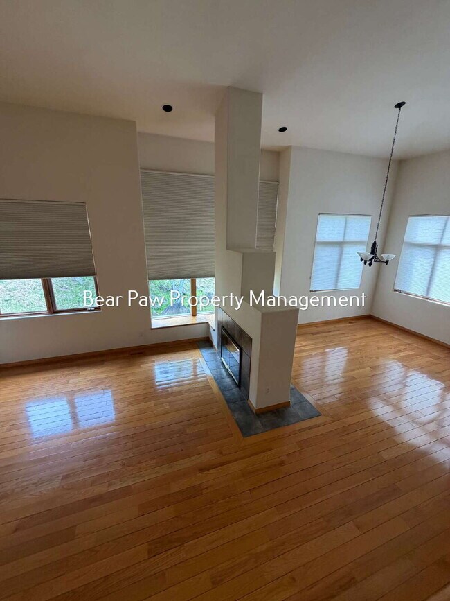 Photo - "Embrace Spacious Livingin this  3-Bedroom Gem in Genesee!"