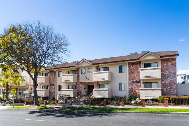 Photo - 725 E Providencia Ave Apartment Unit 209