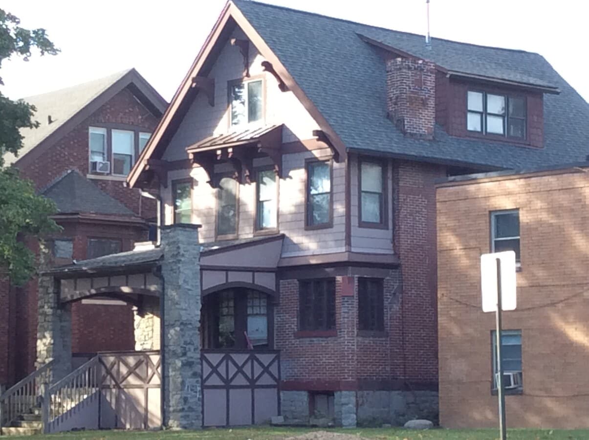Photo - 7 Bedroom 3 bath House Email Amber@osulive...