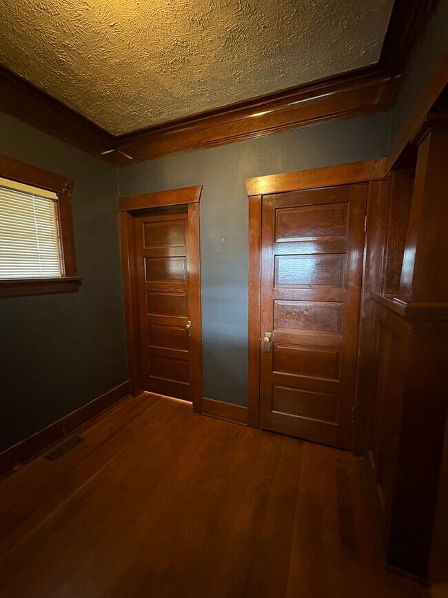 Photo - Gorgeous Historic Home for Rent in Ephrata