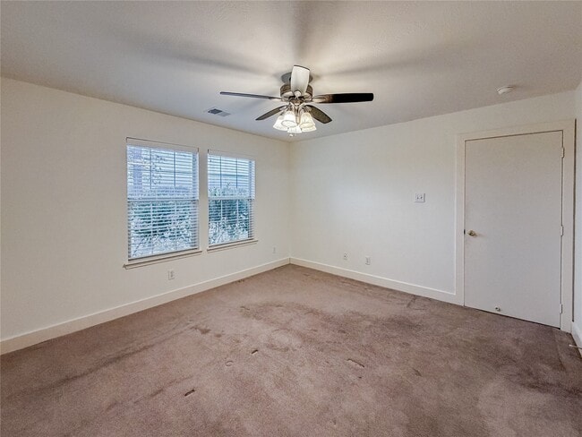 Photo - 20935 Young Meadows Way