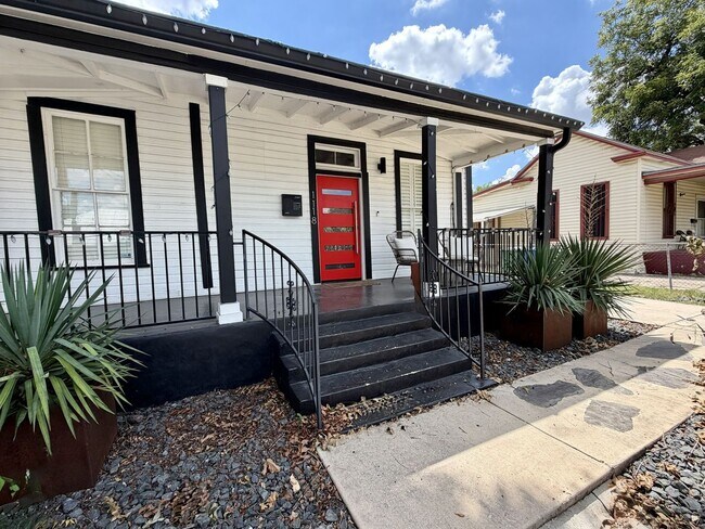 1118 Nolan St