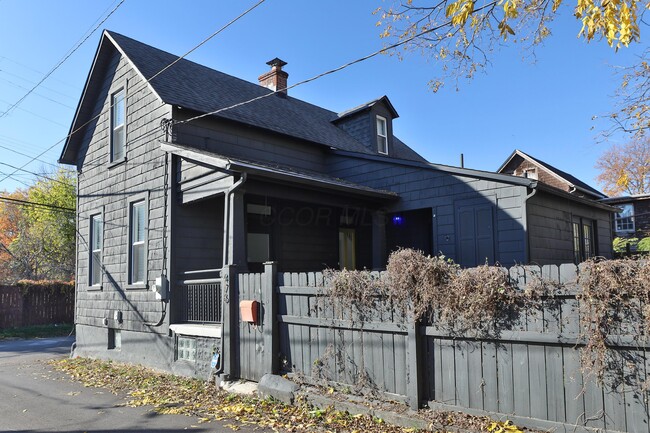 Photo - 476 Zimpfer St