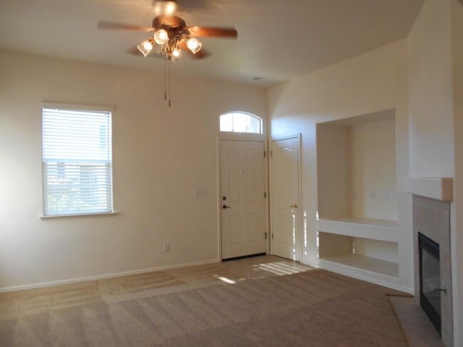 Photo - 638 W Milano Ln