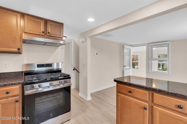 Photo - 1802 Pine Terrace