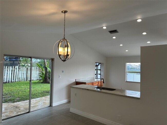 Photo - 9841 Ridge Creek Rd