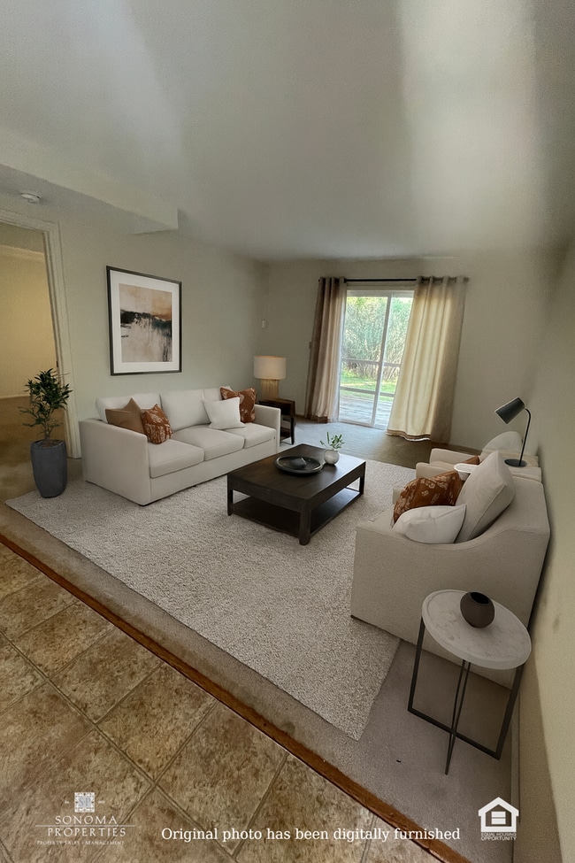 Photo - Spacious One Bedroom Lower Level Duplex