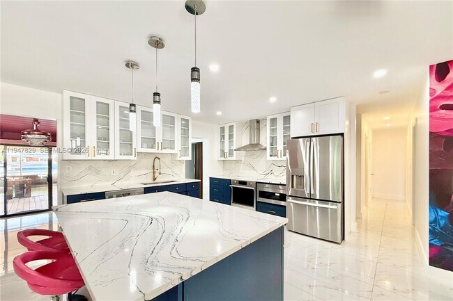 Photo - 2216-RNT NE 18th Ave