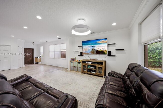 Photo - 1410 SW 106th Terrace